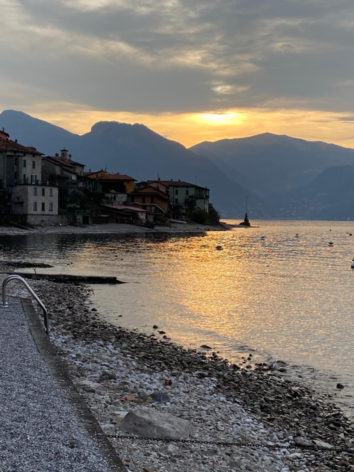 Вілла Lake House Near Bellagio Леццено Екстер'єр фото